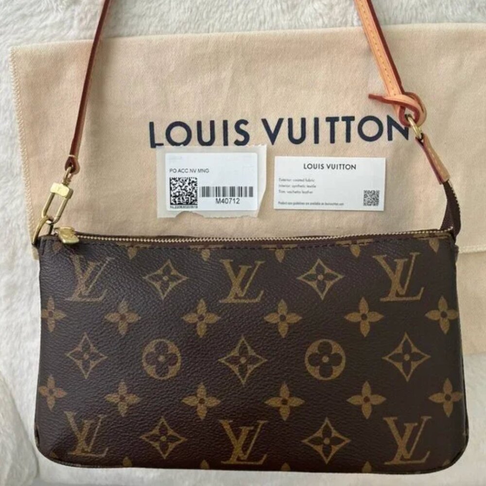 Louis Vuitton Purse